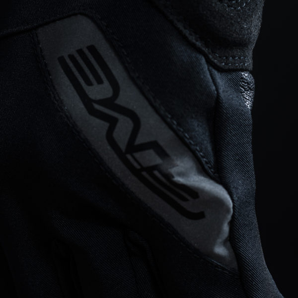 GUANTES FIVE WFX FROST WP NEGRO