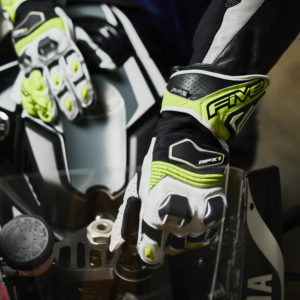 GUANTES FIVE RFX1 v2 NEGRO