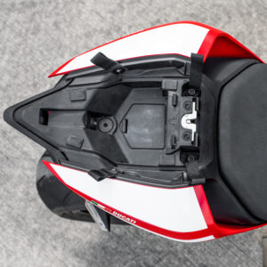 KIT FIJACIÓN DE BOLSA KRIEGA DUCATI PANIGALE 959/1299 FIT KIT