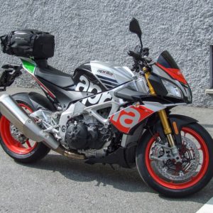 KIT FIJACIÓN DE BOLSA KRIEGA APRILIA TUONO FIT KIT