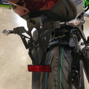 Portamatrículas Kawasaki ZX-6R negro V PARTS
