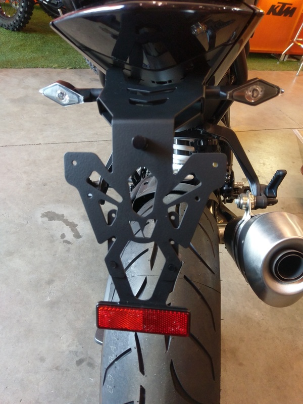 Portamatrículas KTM 1290 SUPER DUKE R negro V PARTS