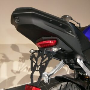 Portamatrículas Yamaha MT-125 negro V PARTS