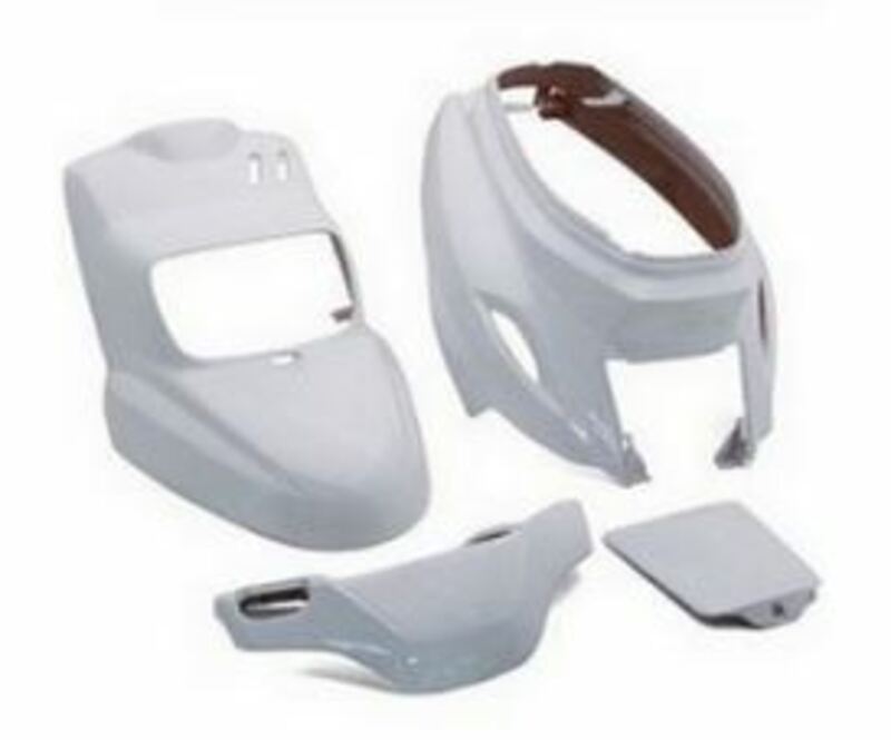 Kit plástica V PARTS 4 piezas blanco
