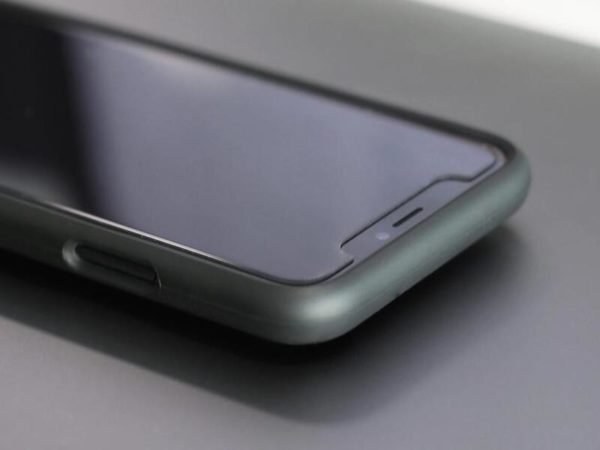 Protector de pantalla QUAD LOCK - Vidrio templado - iPhone 13 / 13 Pro