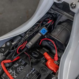 Adaptador inteligente QUAD LOCK de 12 V a USB resistente al agua