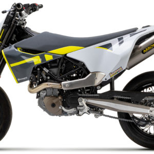 Arrow Colector racing en titanio con power bomb, permutable con el original 72183PD