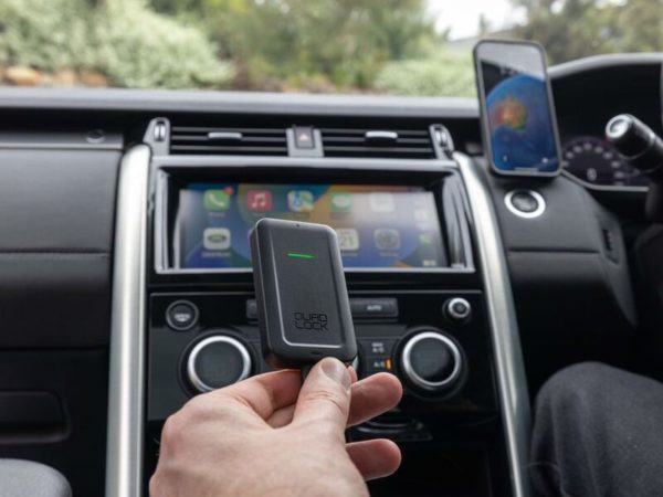Adaptador inalámbrico CarPlay QUAD LOCK
