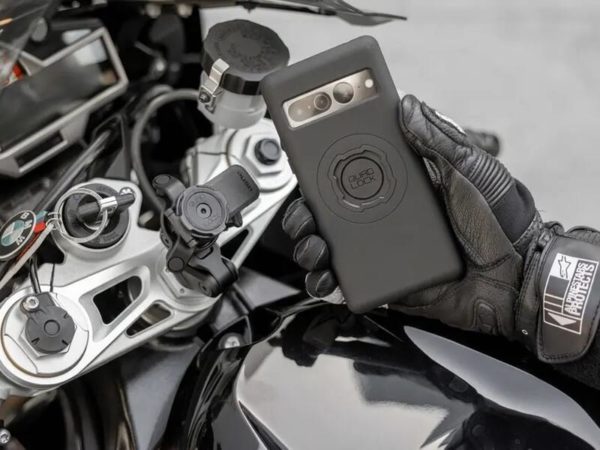 Funda magnética QUAD LOCK para Google Pixel 8 Pro
