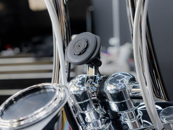 Soporte de manillar cromado QUAD LOCK Pro (grande) para manillares FATBAR/Special CUSTOM