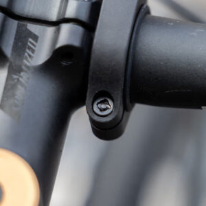 Tornillería para antirrobo QUAD LOCK
