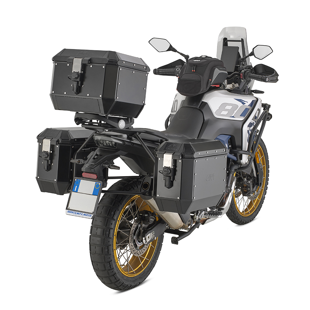 Maleta Trekker Alaska de aluminio acabado negro, 44 L. - ALA44B