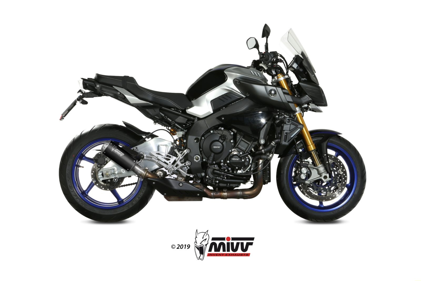 Mivv Slip-On Suono black con tapa carbono Yamaha MT-10 / FZ-10 2016-22