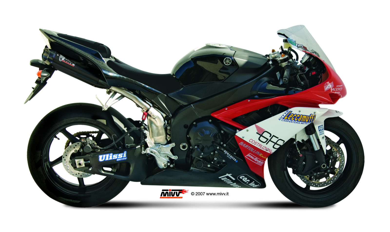 Mivv Slip-On Suono black con tapa carbono Yamaha YZF 600 R6 2006-16