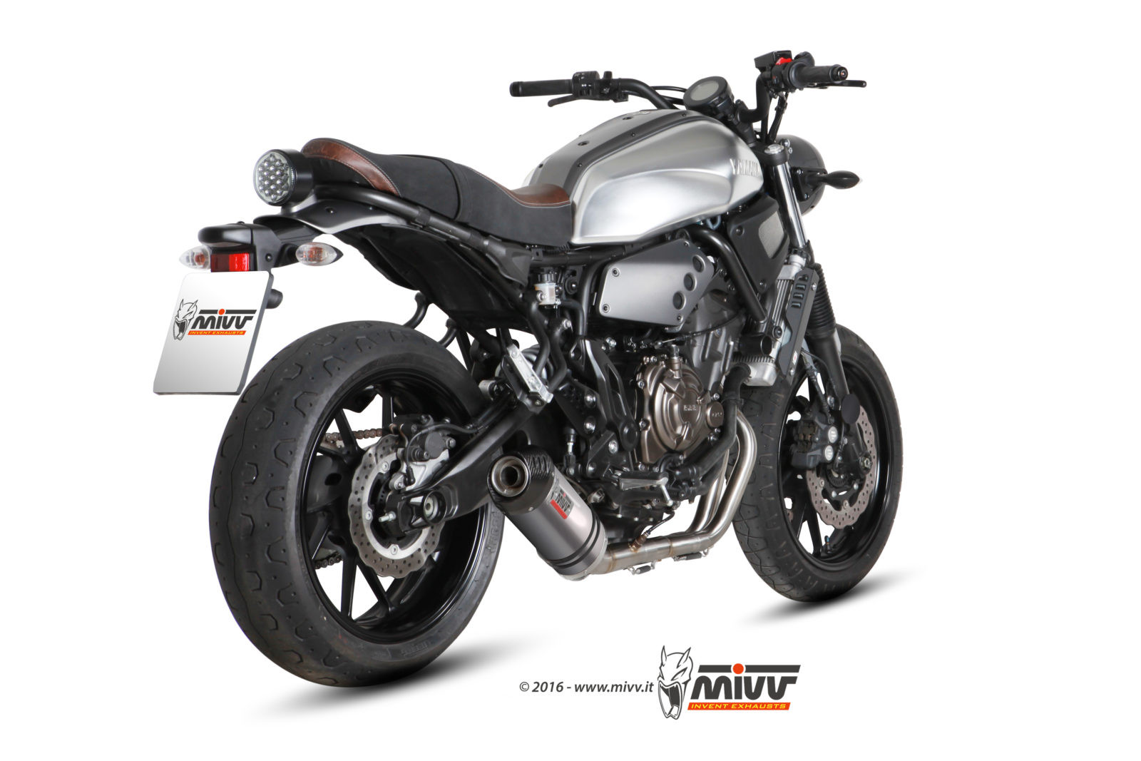 Mivv Full system 2x1 Oval titan con tapa carbono Yamaha XSR 700 2016-20