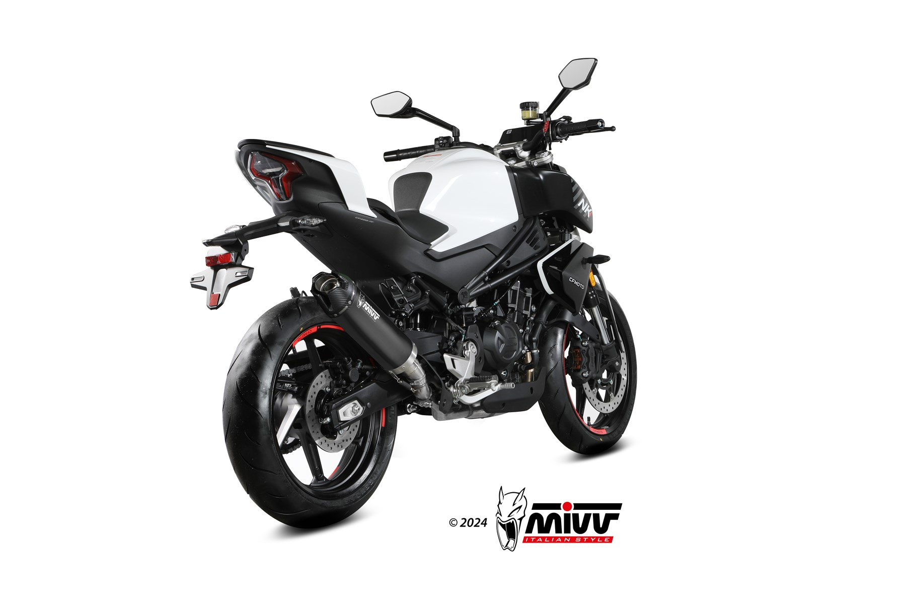 Mivv Slip-On AK-1 Black con tapa de carbono CF Moto 450NK 2023-24