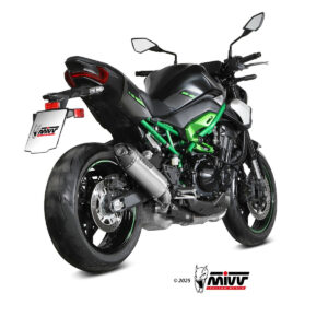 Mivv Slip-On AK-1 Titanio con Tapa de Carbono Kawasaki Z900 2025