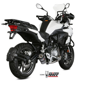 Mivv Slip-On Oval Titan con tapa carbono Benelli TRK 502 2017-24