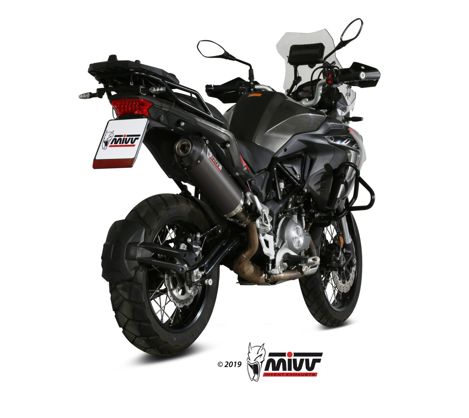Mivv Slip-On Oval carbono con tapa carbono Benelli TRK 502 X 2018-25