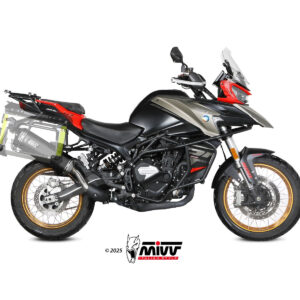 Mivv Slip-On Oval black con tapa carbono QJ Motor SRT 700 / X 2024
