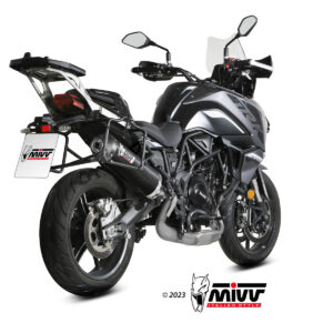 Mivv Slip-On Oval carbono con tapa carbono Benelli TRK 702 / X 2023-25