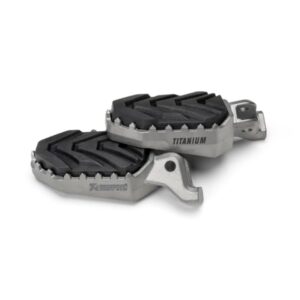 Akrapovic Estriberas titanio triumph tige