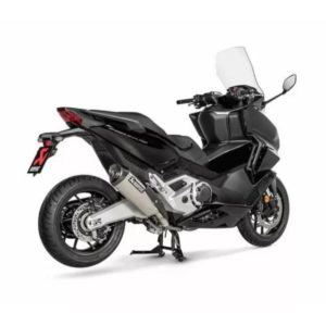 Akrapovic Silenciador de linea deslizable CON tapa de carbono de titanio