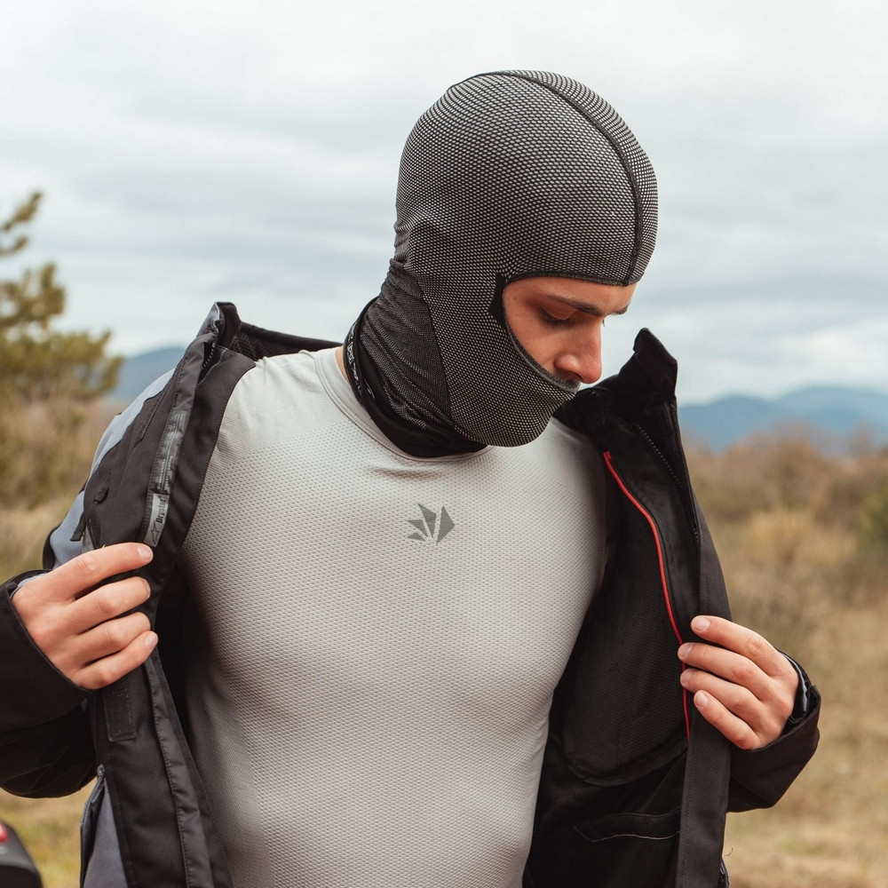 BALACLAVA SIXS 4 SEASONS DBX V2 CARBONO NEGRO