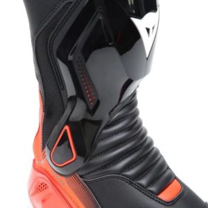 Botas Dainese NEXUS 2 
NEGRO FLUO-ROJO