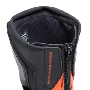 Botas Dainese NEXUS 2 
NEGRO FLUO-ROJO