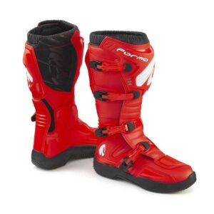 BOTAS FORMA TRACTION RED BLACK WHITE