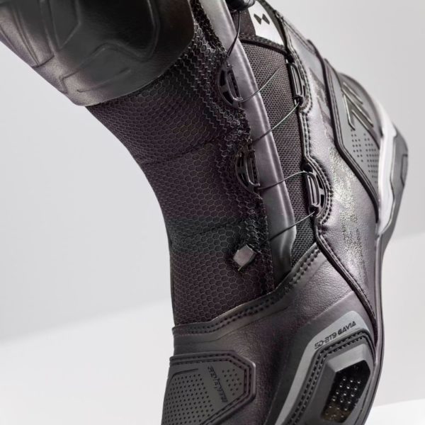 Botas seventy SD-BT9 GAVIA NEGRA