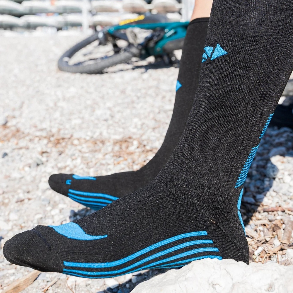 CALCETINES SIXS MOT V3 NEGRO / AZUL