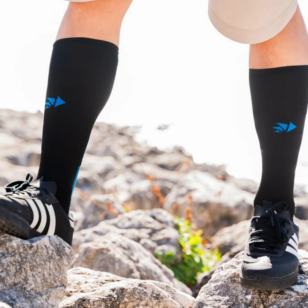 CALCETINES SIXS MOT V3 NEGRO / AZUL