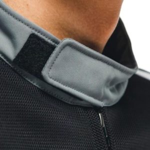 Chaqueta Dainese HYDRAFLUX 2 AIR D-DRY® NEGRO GRIS CARBÓN