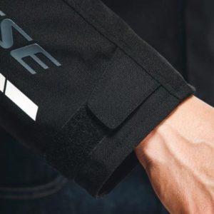 Chaqueta Dainese VELOCE D-DRY® 
NEGRO GRIS CARBÓN BLANCO