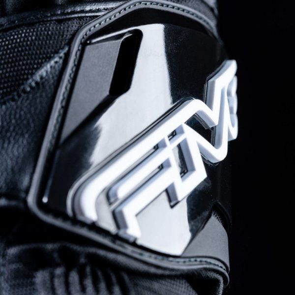 GUANTES FIVE RFX WP NEGRO AMARILLO FLUOR