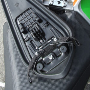 KIT FIJACIÓN DE BOLSA KRIEGA APRILIA TUONO