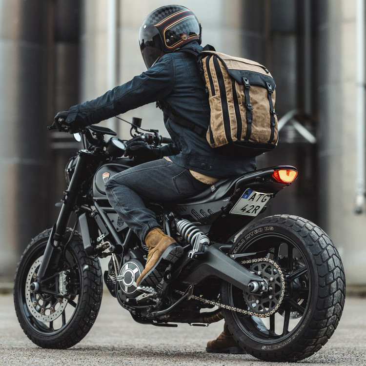 MOCHILA RSD x KRIEGA ROAM 34 BACKPACK NEGRO / NEGRO