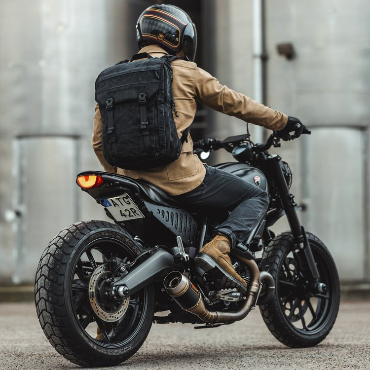 MOCHILA RSD x KRIEGA ROAM 34 BACKPACK NEGRO / NEGRO