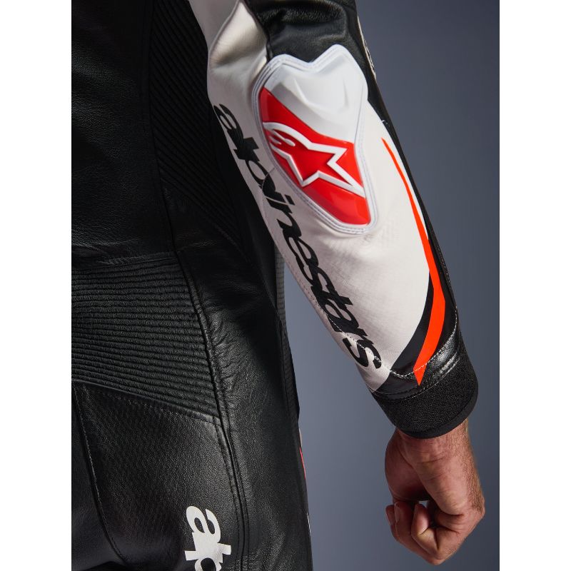 Mono Alpinestars GP TECH V5 BLACK WHITE RED FLUO