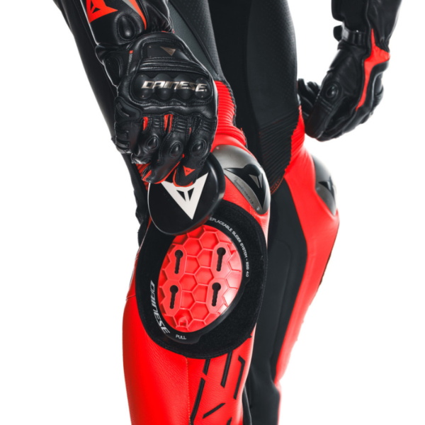 Mono Dainese AUDAX D-ZIP 1PC PERF. BLACK RED FLUOR ANTHARACITE