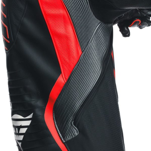 Mono Dainese AUDAX D-ZIP 1PC PERF. BLACK RED FLUOR ANTHARACITE