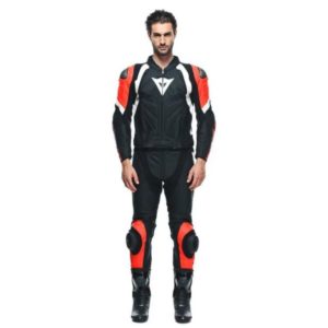 Mono Dainese AVRO 4 CUERO 2 PIEZAS NEGRO-MATE FLUO-ROJO BLANCO