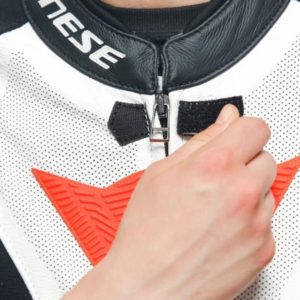 Mono Dainese IGROBNIK LADY LEATHER 1PC SUIT PERF NEGRO BLANCO ROJO FLUOR