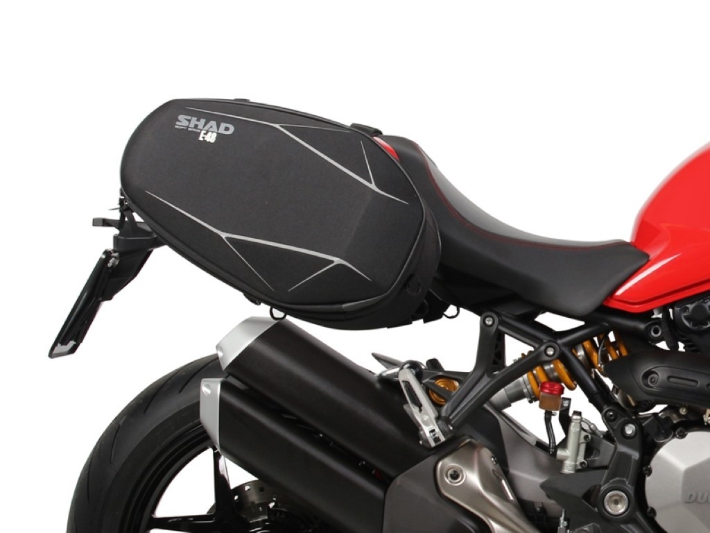 SOPORTE / FIJACIONES SHAD LATERALES DE MALETA SEMI DUCATI MONSTER 1200 2017
