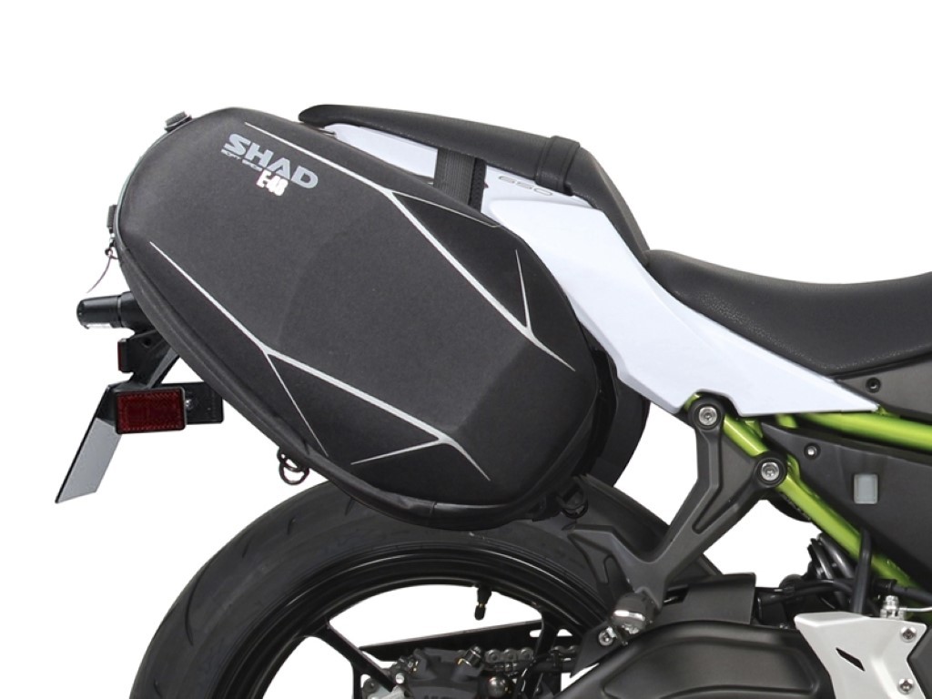 SOPORTE / FIJACIONES SHAD LATERALES DE MALETA SIDE BAG KAWASAKI Z650 2017
