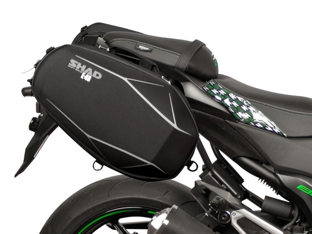 SOPORTE / FIJACIONES SHAD LATERALES DE MALETA SIDE BAG KAWA.Z800 2013