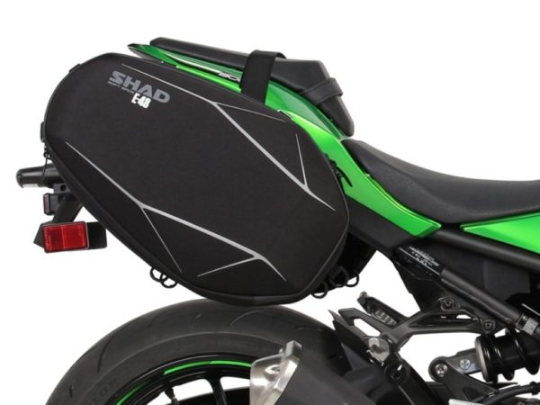 SOPORTE / FIJACIONES SHAD LATERALES DE MALETA SIDE BAG KAWASAKI Z 900 2017