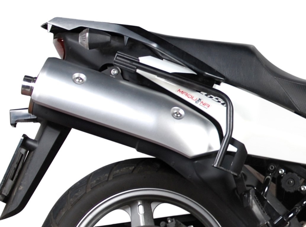 SOPORTE / FIJACIONES SHAD LATERALES DE MALETA 3P SYSTEM SUZUKI V-STROM 650